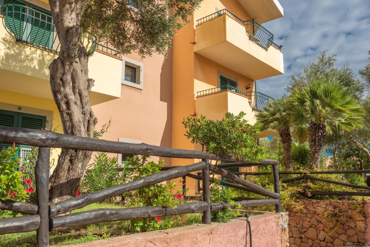 Apartment I Mirti Bianchi - Bilo 4 By Interhome Santa Teresa Gallura Kültér fotó