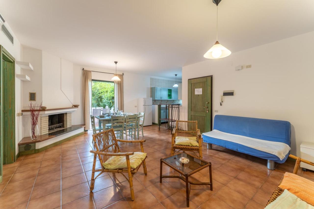 Apartment I Mirti Bianchi - Bilo 4 By Interhome Santa Teresa Gallura Kültér fotó